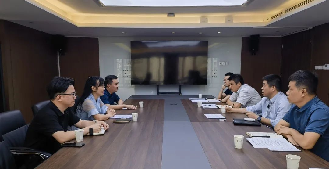 公司與經(jīng)開(kāi)渭北發(fā)展集團(tuán)、渭北建設(shè)集團(tuán)座談交流