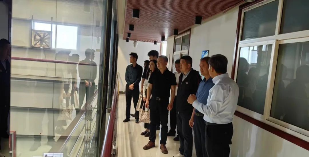 公司赴環(huán)球園藝調研